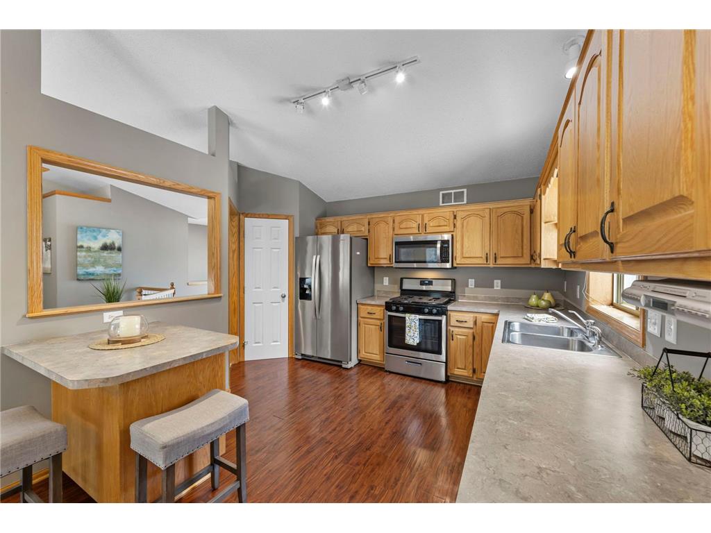 9197 Alamo Street NE Blaine MN 55449 7008447 image15