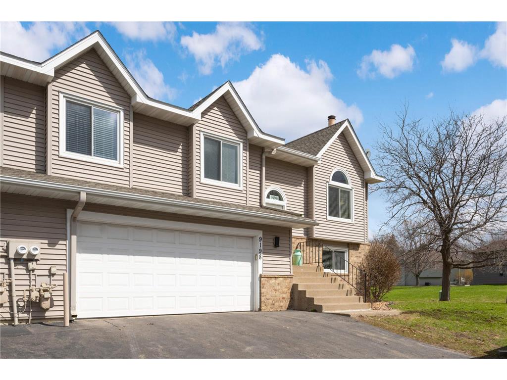 9198 Upland Lane N Maple Grove MN 55369 6359989 image1