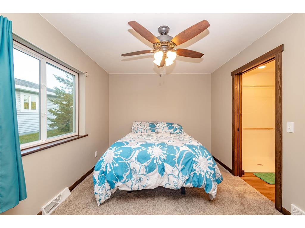 92 Birch Avenue Alexandria MN 56308 6797178 image13