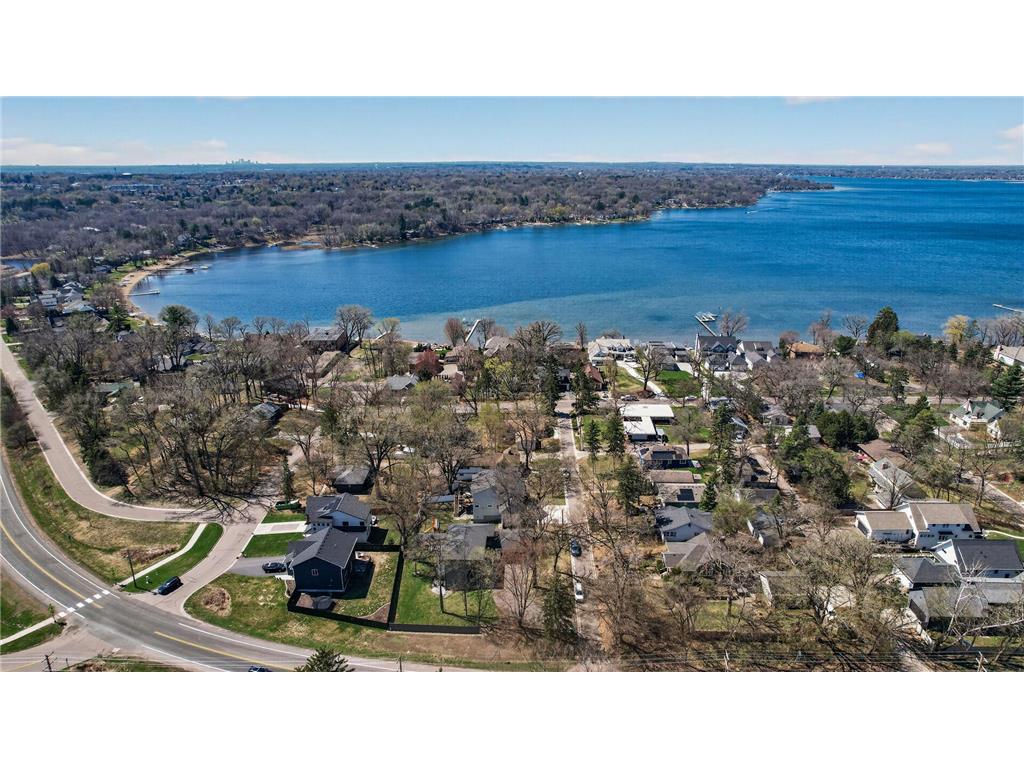 92 Birch Street Mahtomedi MN 55115 7056877 image2