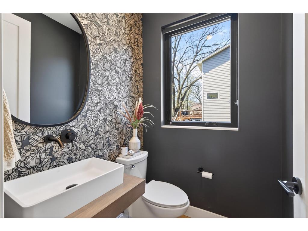 92 Birch Street Mahtomedi MN 55115 7056877 image21