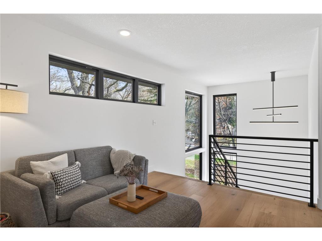 92 Birch Street Mahtomedi MN 55115 7056877 image22
