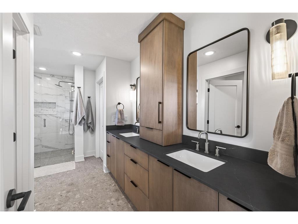 92 Birch Street Mahtomedi MN 55115 7056877 image26