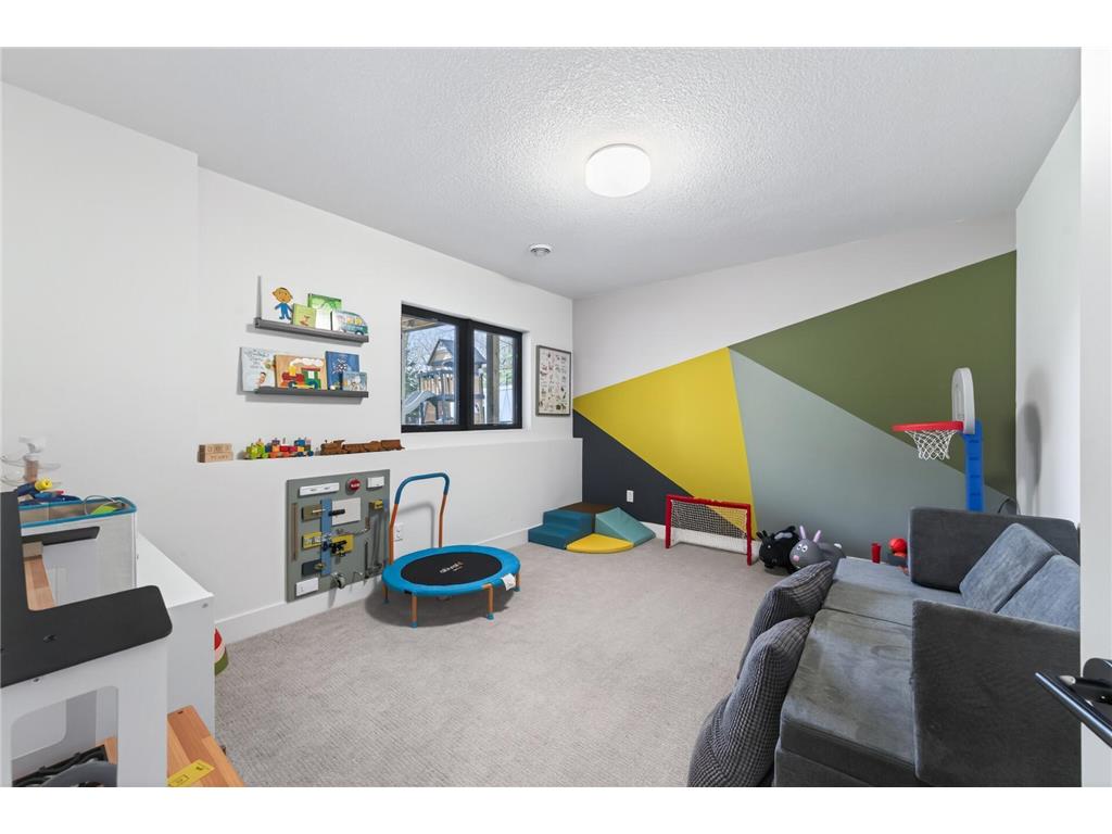 92 Birch Street Mahtomedi MN 55115 7056877 image41