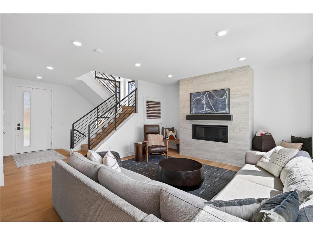 92 Birch Street Mahtomedi MN 55115 7056877 image9