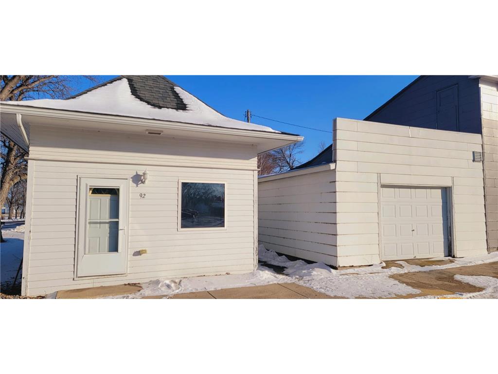 92 N 1st Street Cottonwood MN 56229 6478807 image1