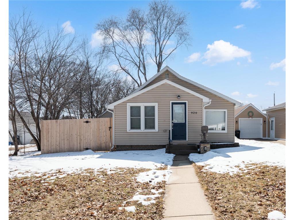 920 10 1/2 Street SE Rochester MN 55904 7037021 image1