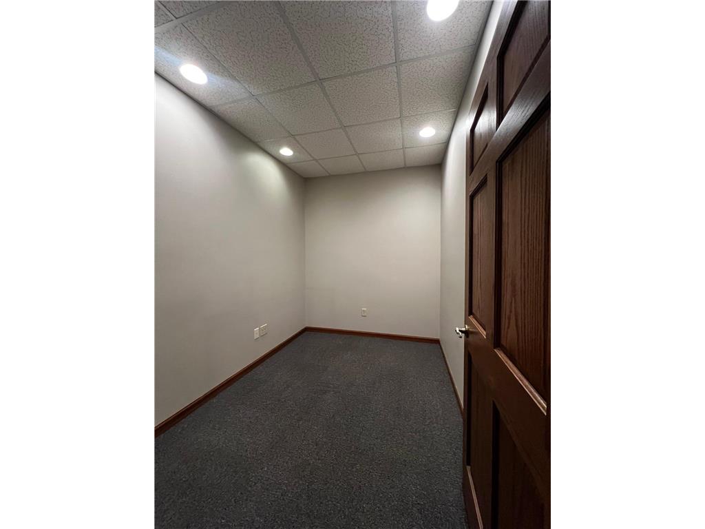 920 10th St. Ste. 7 Clarkfield MN 56223 7070229 image10