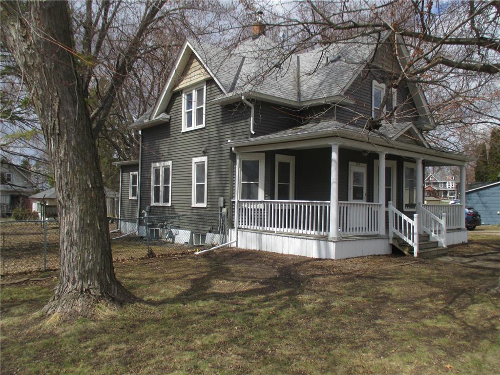 920 11th Avenue Baldwin WI 54002 6709071 image1