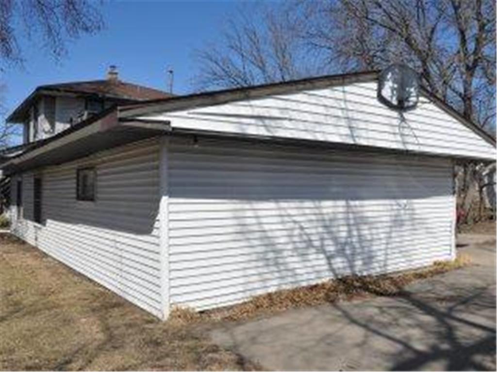 920 3rd Street N Waite Park MN 56387 6803618 image16