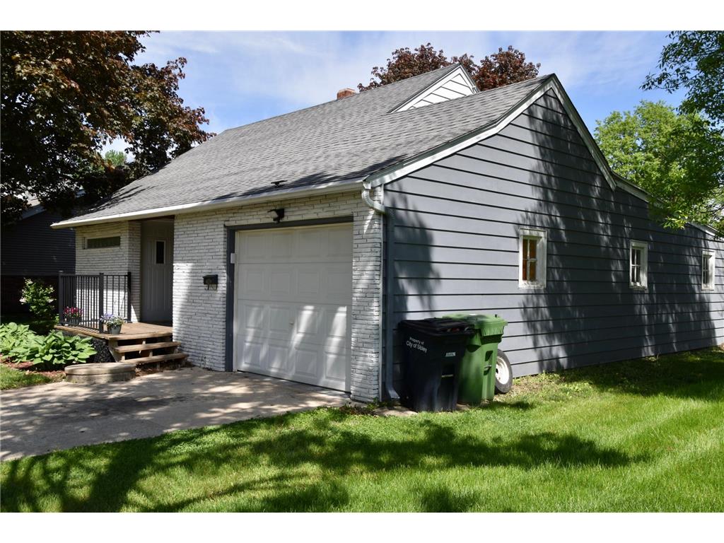 920 8th Street Sibley IA 51249 7079529 image3