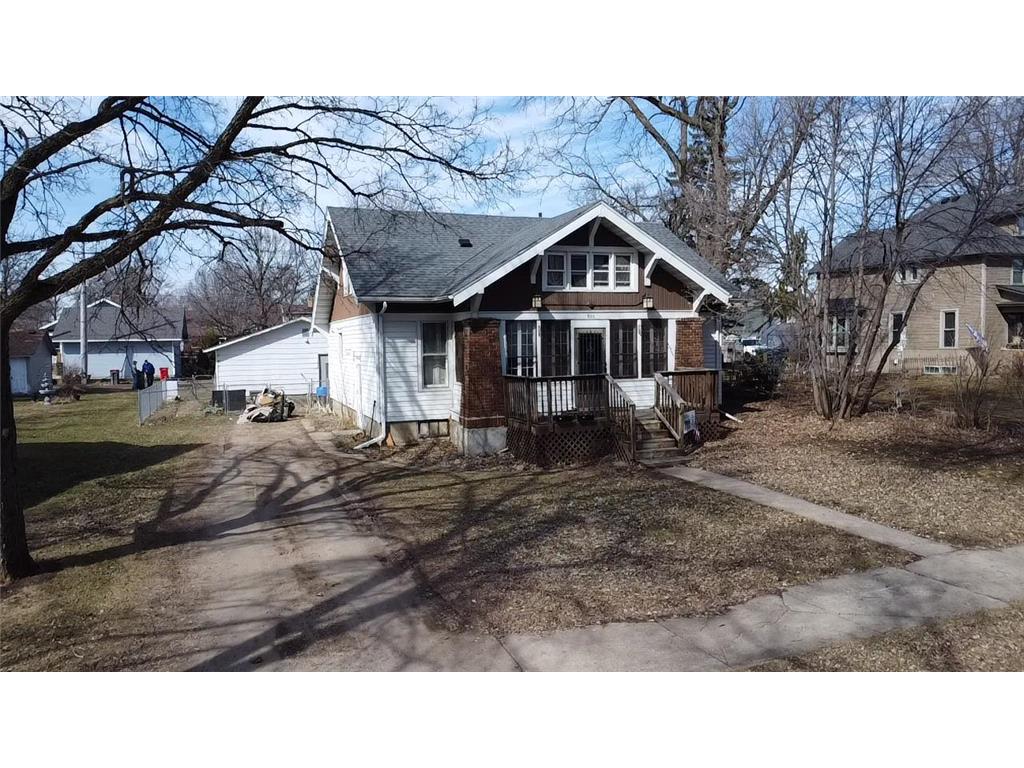 920 Elm Street Alexandria MN 56308 7044912 image1