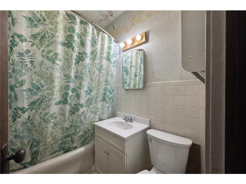 920 Elm Street Alexandria MN 56308 7044912 image10
