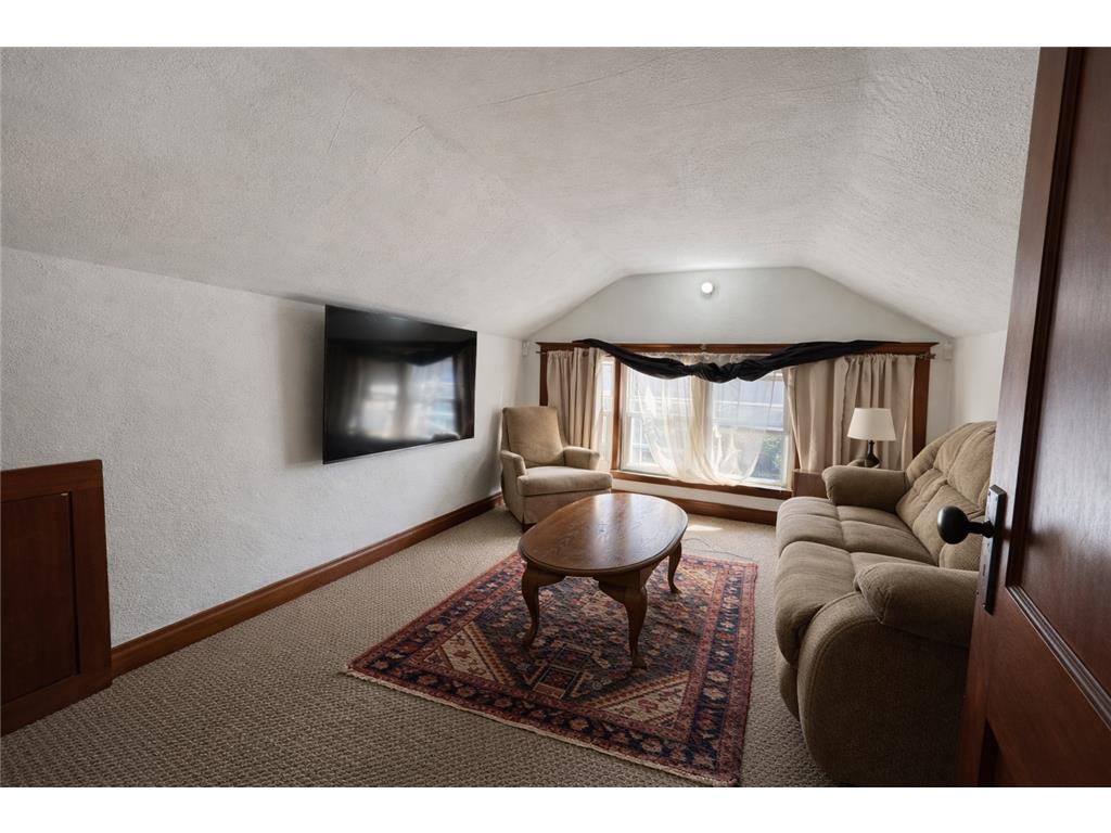 920 Elm Street Alexandria MN 56308 7044912 image12