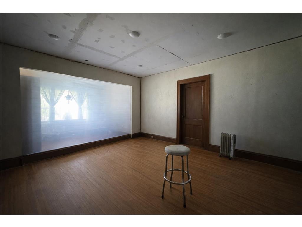 920 Elm Street Alexandria MN 56308 7044912 image8