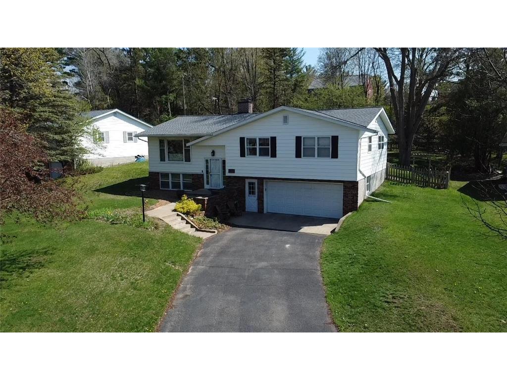 920 Falcon Drive River Falls WI 54022 6516003 image1