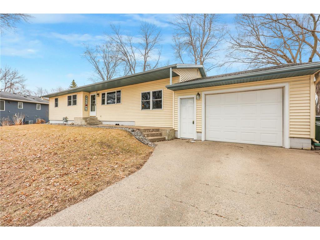 920 Hamlet Drive N Avon MN 56310 - Middle Spunk 6689020 image1