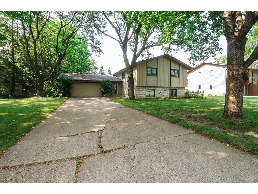 920 Ivanhoe Drive, Northfield, MN 55057 MLS 6024196 Edina Realty