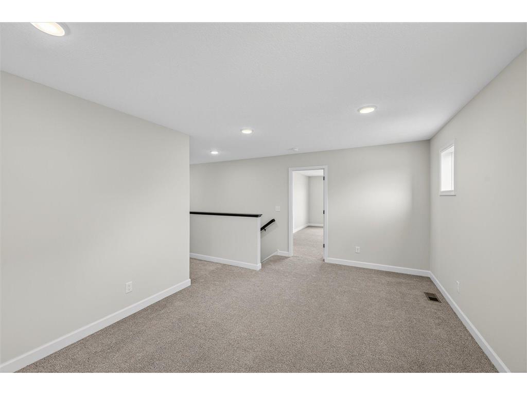 920 Kepler Avenue NE Hanover MN 55341 7066287 image31