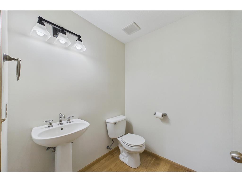 920 Keystone Court N #7 North Hudson WI 54016 7065633 image21