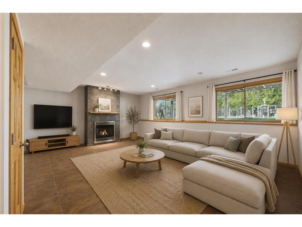 920 Keystone Court N #7 North Hudson WI 54016 7065633 image23