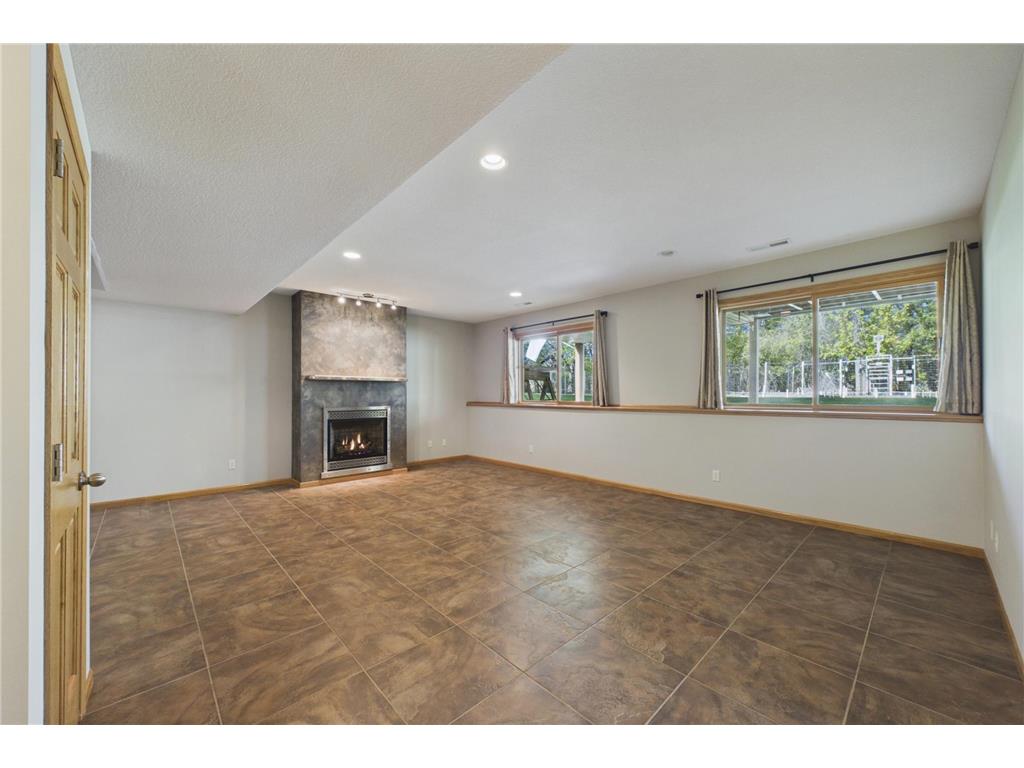 920 Keystone Court N #7 North Hudson WI 54016 7065633 image24