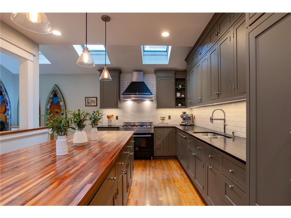 920 Lincoln Avenue Saint Paul MN 55105 7088746 image21