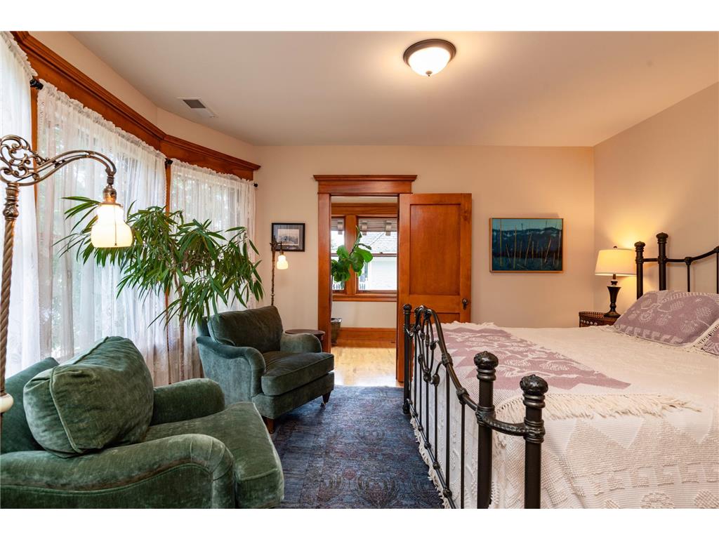 920 Lincoln Avenue Saint Paul MN 55105 7088746 image27