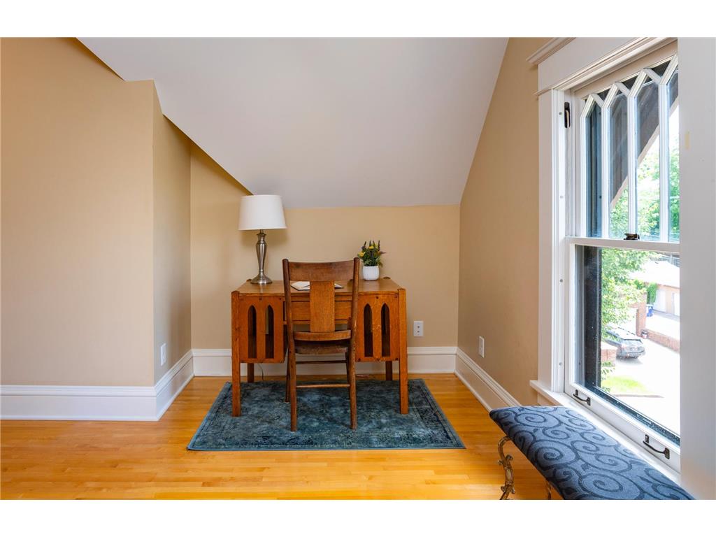 920 Lincoln Avenue Saint Paul MN 55105 7088746 image38