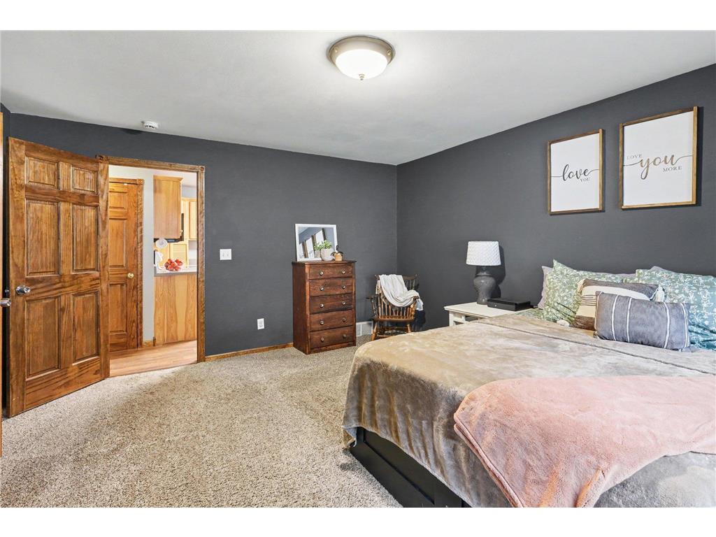 920 N Spring Street Luverne MN 56156 7105188 image13