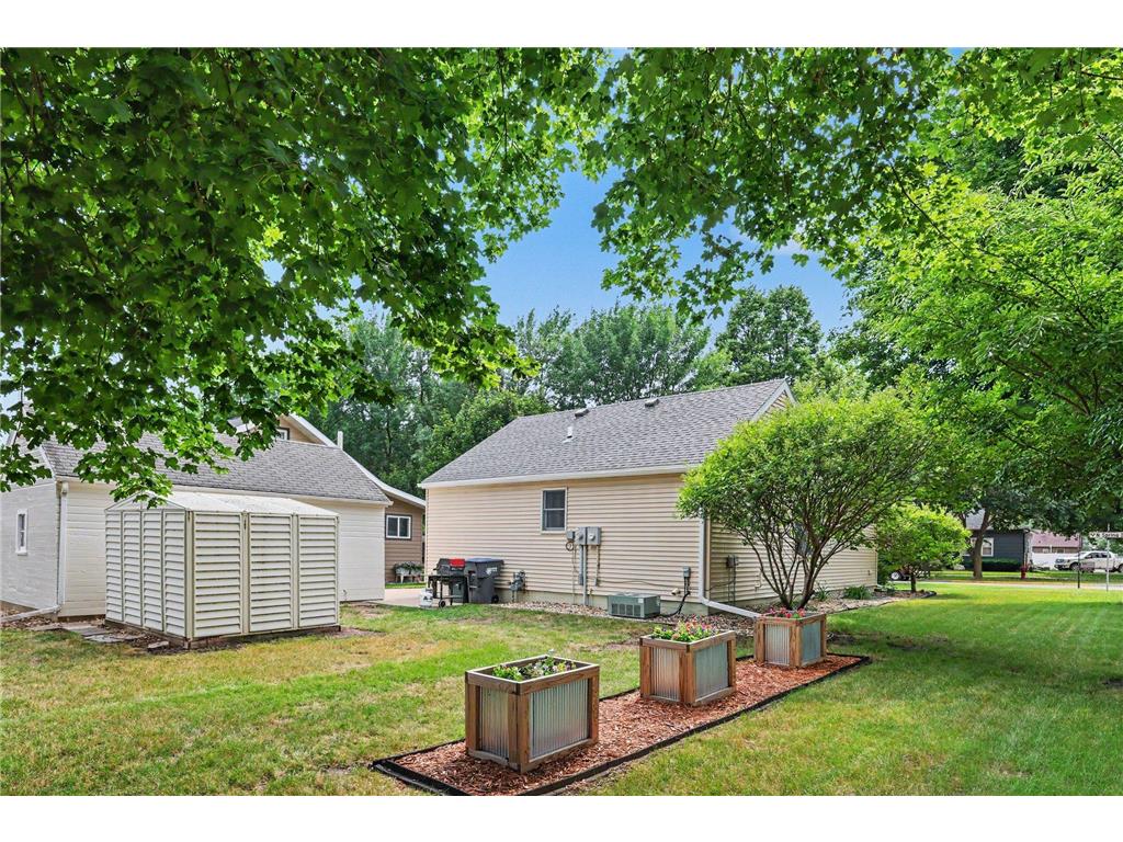 920 N Spring Street Luverne MN 56156 7105188 image25