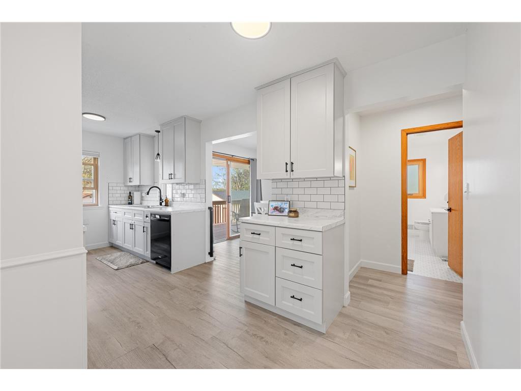 920 Ohio Street West Saint Paul MN 55118 7071365 image9