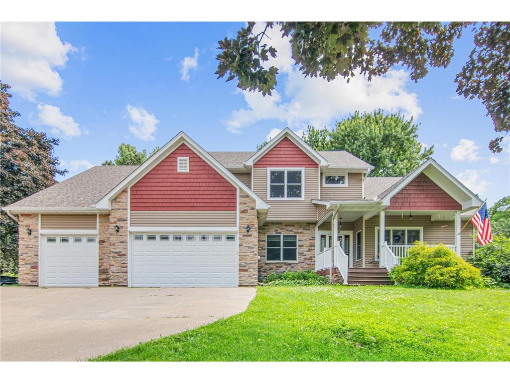 920 Parker Avenue Roseville MN 55113 6744027 image1