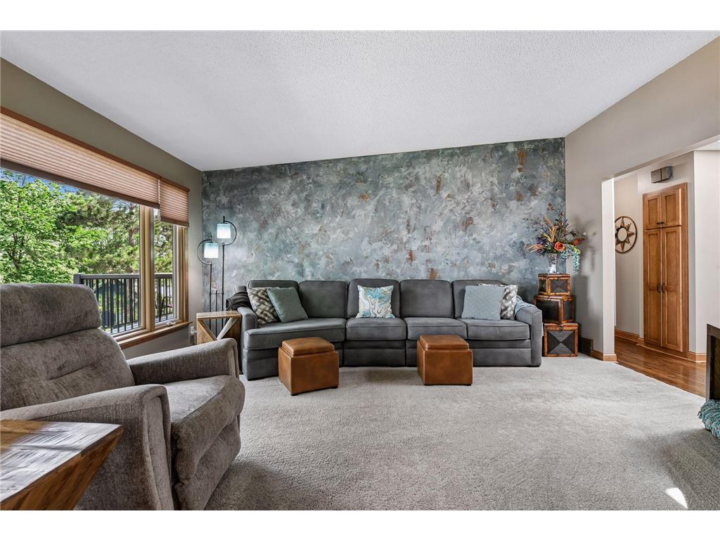 920 Pershing Circle Burnsville MN 55306 - Crystal 7097325 image12
