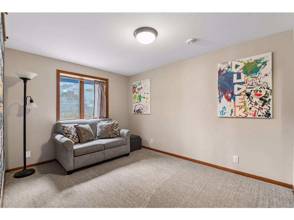 920 Pershing Circle Burnsville MN 55306 - Crystal 7097325 image35
