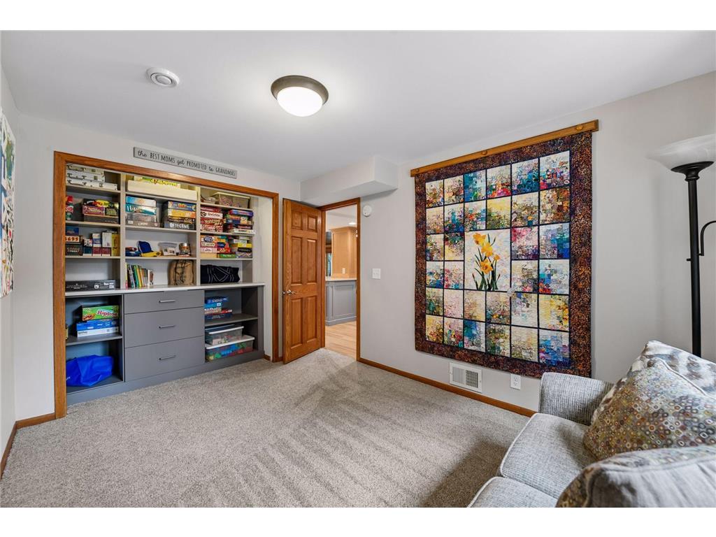 920 Pershing Circle Burnsville MN 55306 - Crystal 7097325 image36
