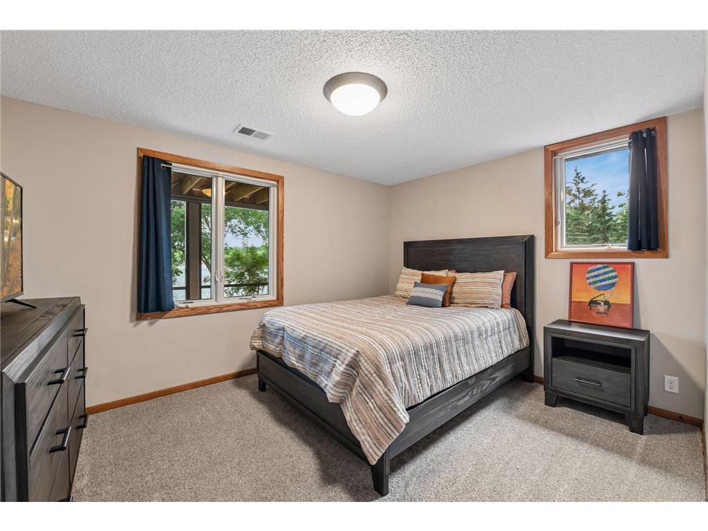 920 Pershing Circle Burnsville MN 55306 - Crystal 7097325 image37