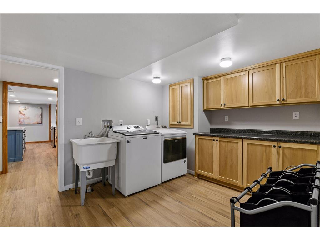 920 Pershing Circle Burnsville MN 55306 - Crystal 7097325 image39