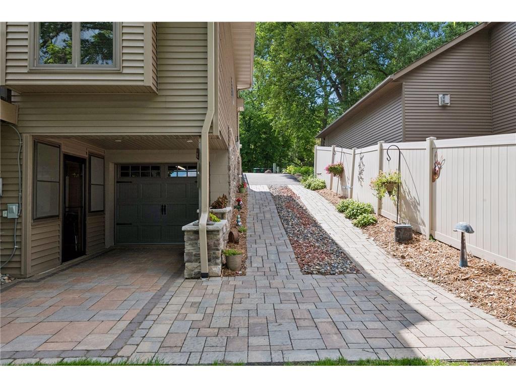 920 Pershing Circle Burnsville MN 55306 - Crystal 7097325 image45