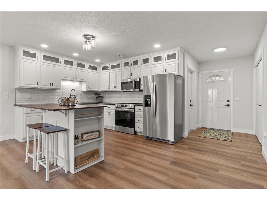 920 Portland Street Villard MN 56385 7011683 image1