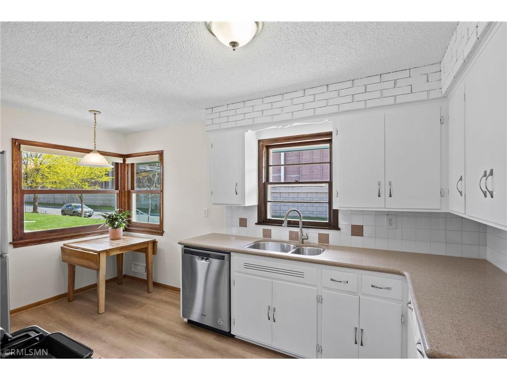 920 W 62nd Street Minneapolis MN 55419 7063064 image11