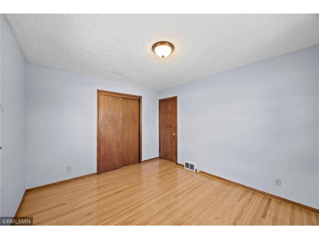 920 W 62nd Street Minneapolis MN 55419 7063064 image24
