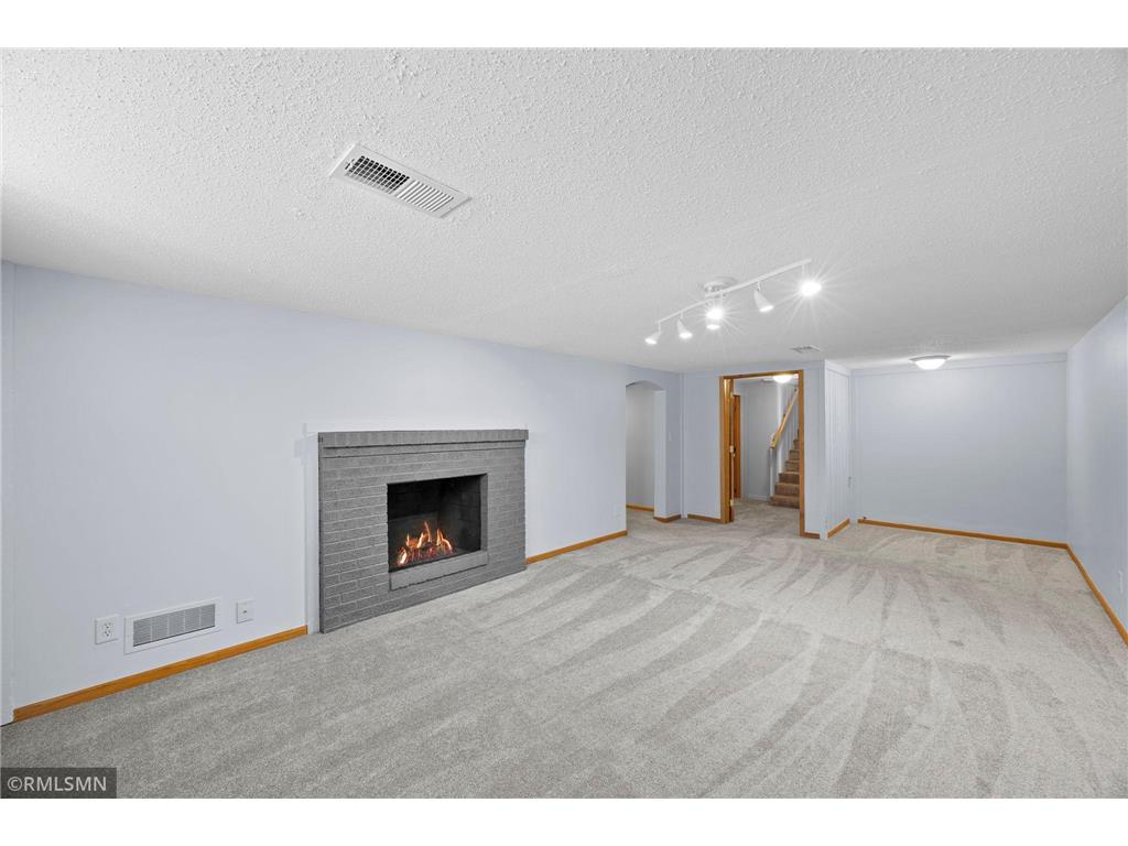 920 W 62nd Street Minneapolis MN 55419 7063064 image28