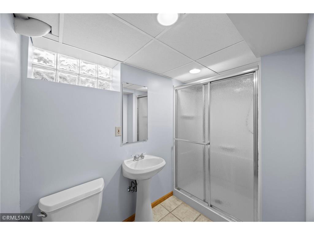 920 W 62nd Street Minneapolis MN 55419 7063064 image31