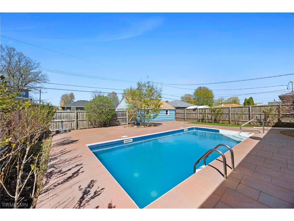920 W 62nd Street Minneapolis MN 55419 7063064 image36