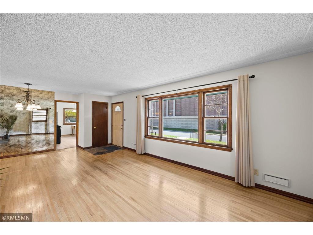 920 W 62nd Street Minneapolis MN 55419 7063064 image8