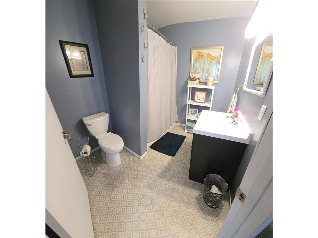 920 W 9th Street Rush City MN 55069 7051076 image14