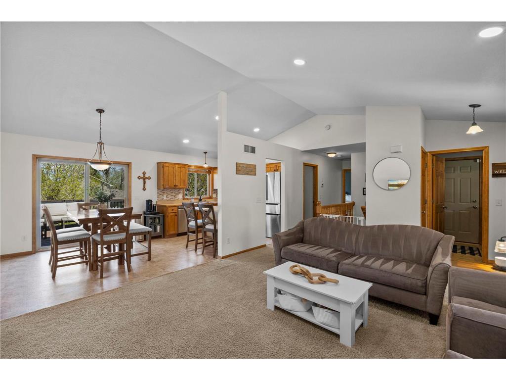 920 W State Street Belle Plaine MN 56011 7064054 image17
