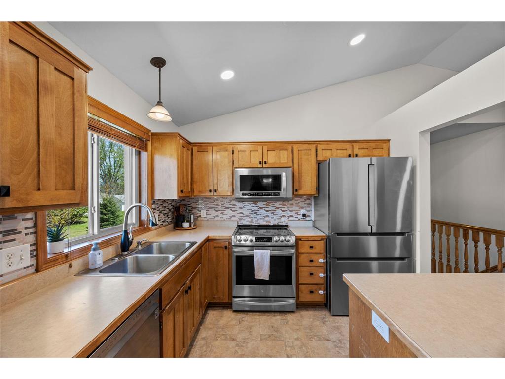 920 W State Street Belle Plaine MN 56011 7064054 image22