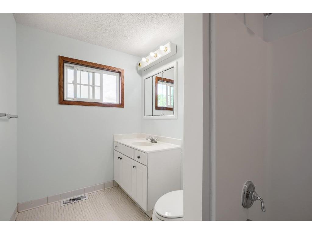 9200 Harkness Avenue S Cottage Grove MN 55016 7107900 image11